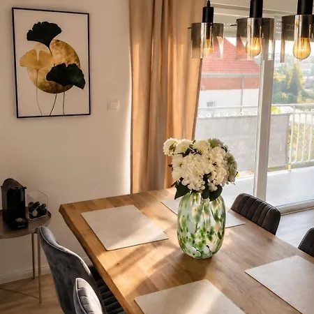 Luxury Penthouse Jakov Apartman *